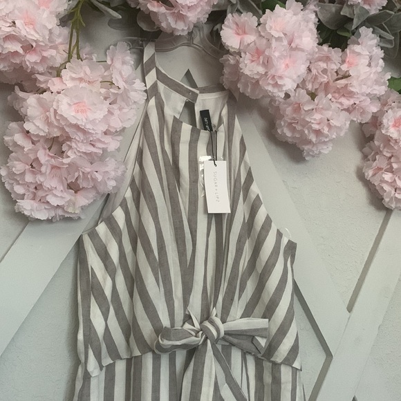 Livie tie front halter romper jumpsuit - Picture 4 of 4